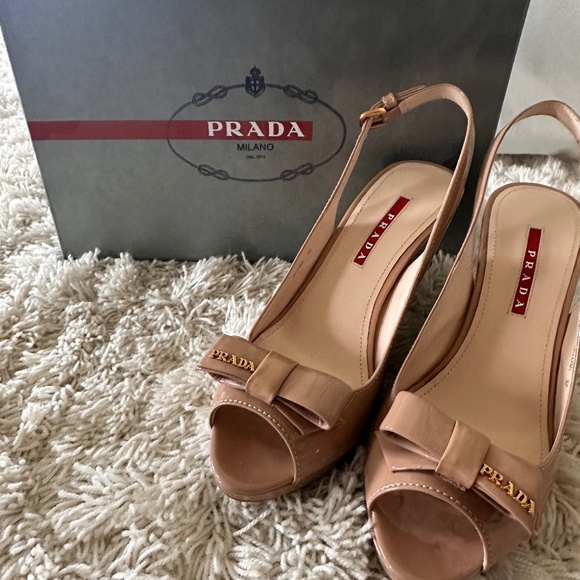 Authentic Prada Vernice Nude Espadrille - Size 37 - Picture 1 of 12